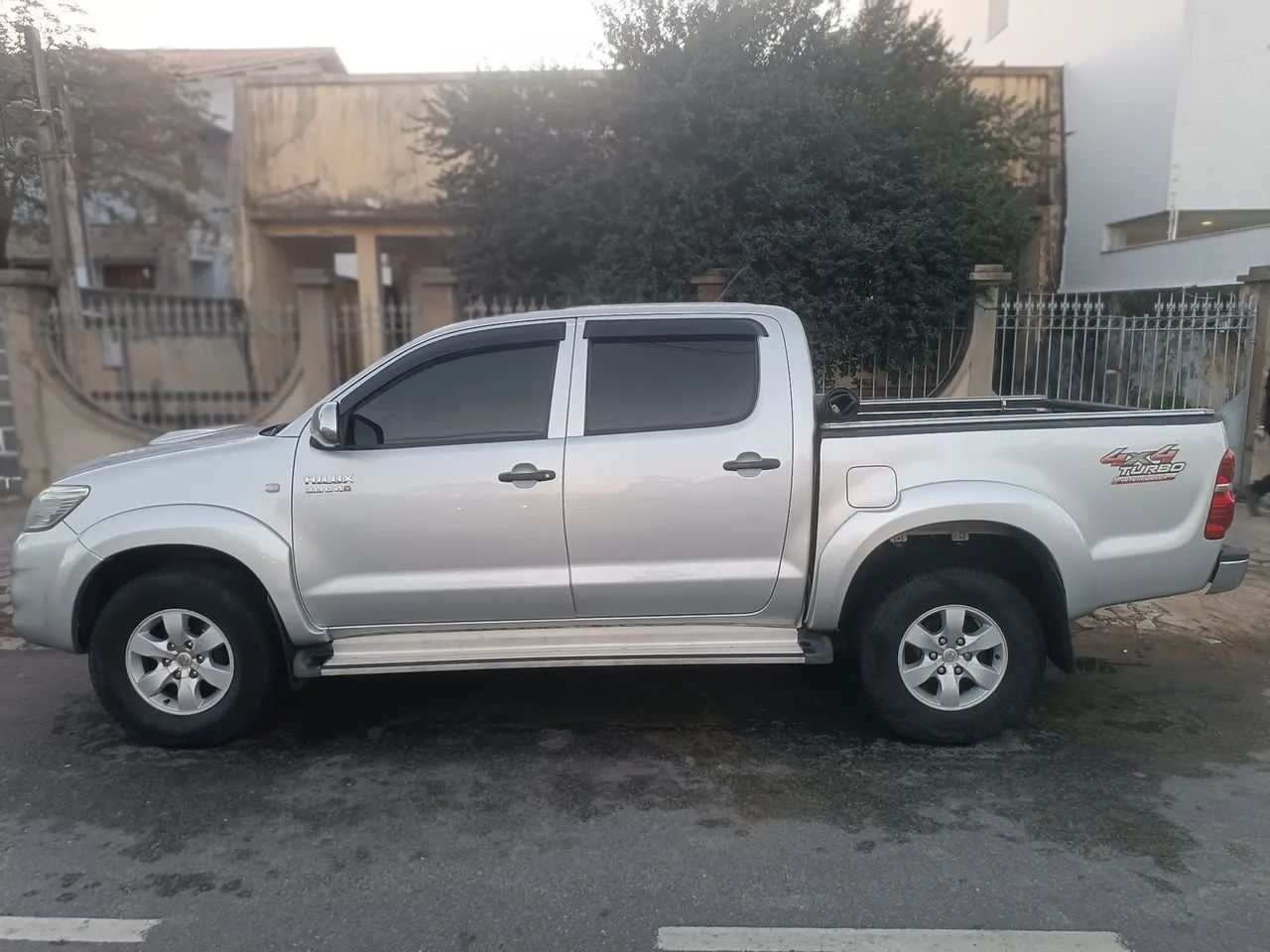 Toyota Hilux Hilux CD D4-D 4x4 3.0 TDI Dies. Mec. 2013