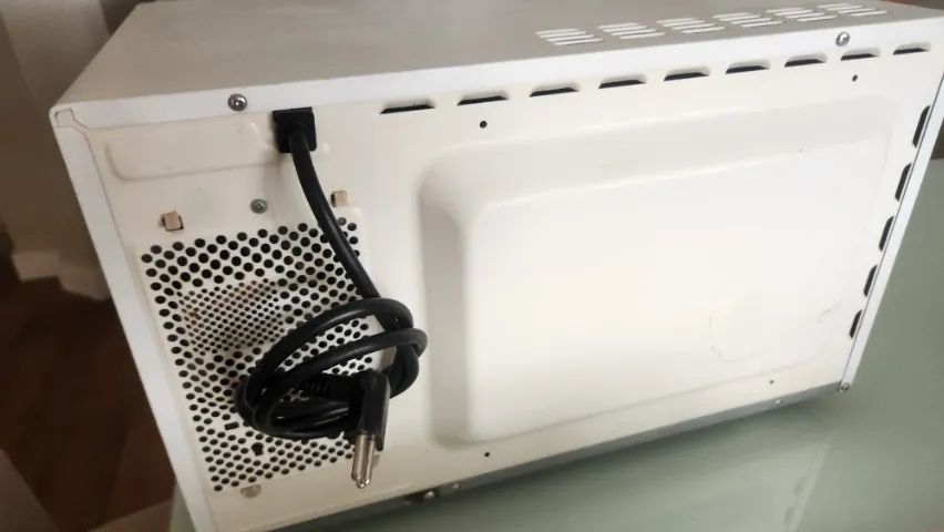 Micro-ondas Electrolux com defeito - Foto 3