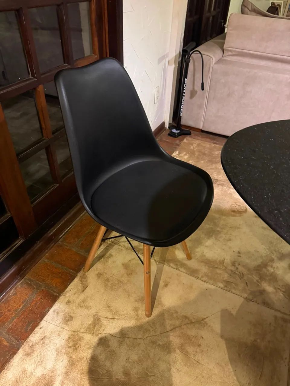 Mesa Mármore (Granito) e 6 cadeiras - Foto 5
