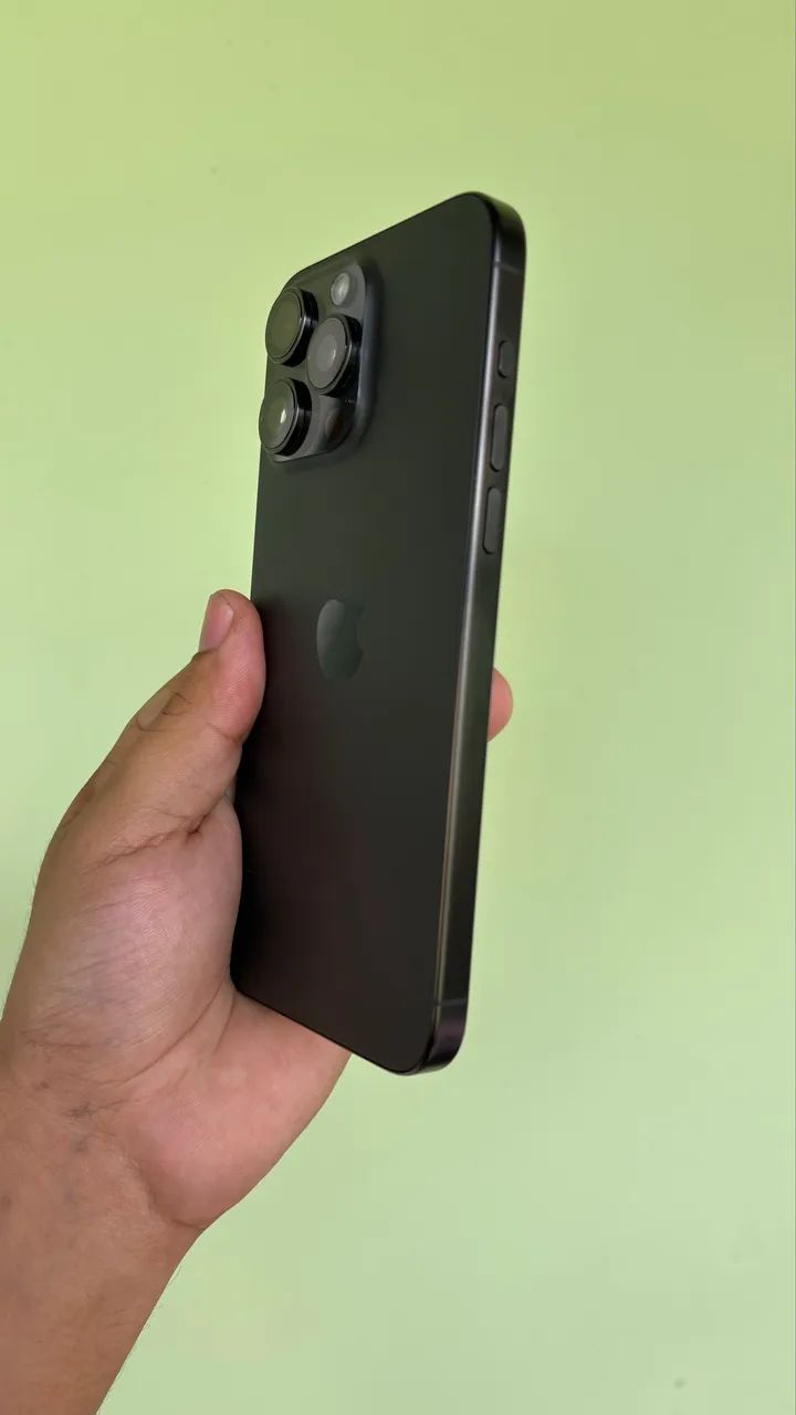 iPhone 15 Pro Max 256GB - Foto 2