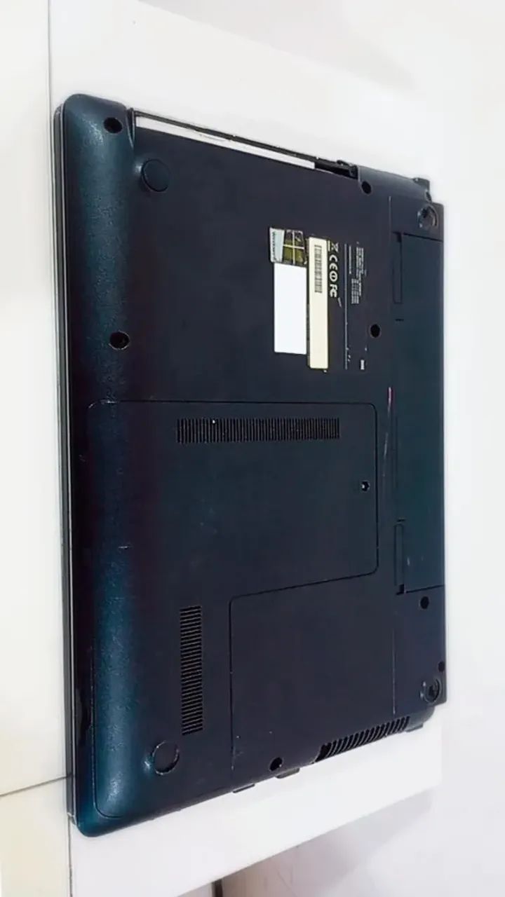 Notebooks Samsung NP300E e NP305E - Foto 3