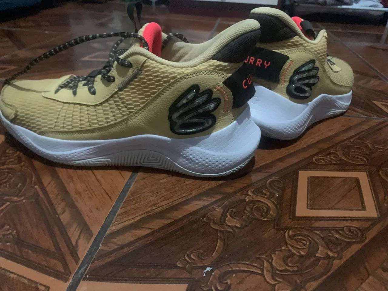 CURRY 3z7 