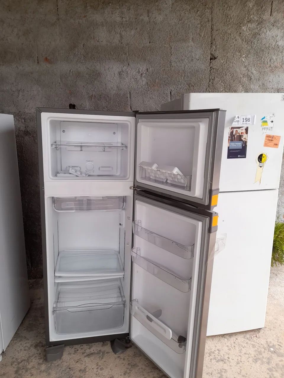 GELADEIRA CONSUL NOVA SEM USO 340 LITROS FROST FREE  - Foto 2