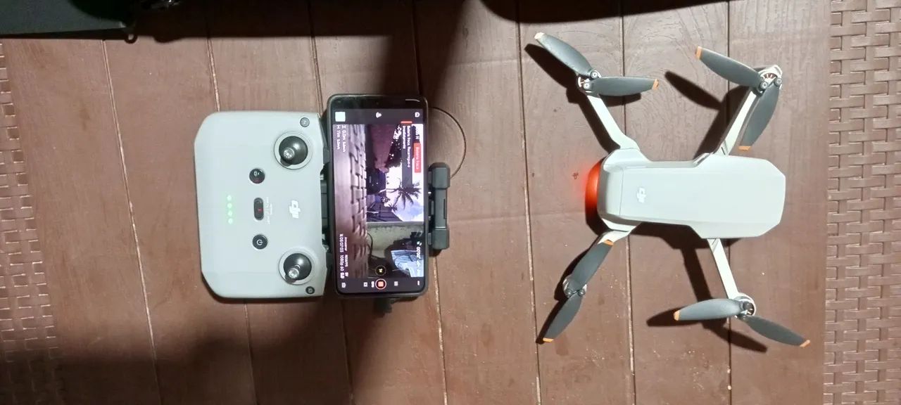 Drone dji mini 4k super novo com case de transporte  - Foto 4
