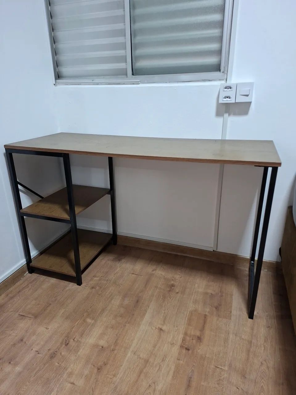 Escrivaninha 120x45