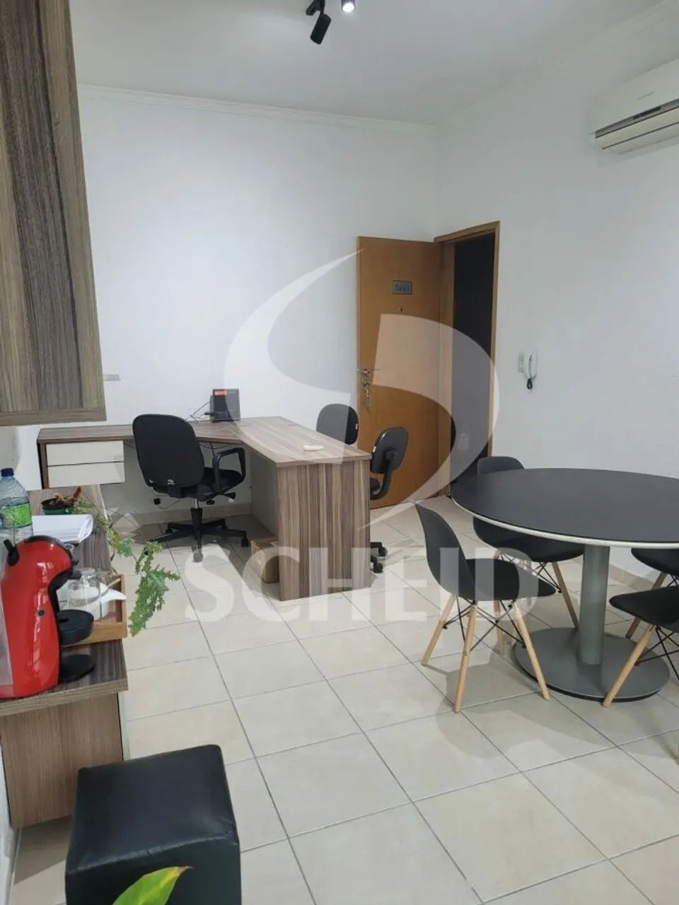 Sala comercial ,com varanda , 1 sala 1 banheiro. Otima localização - Foto 4