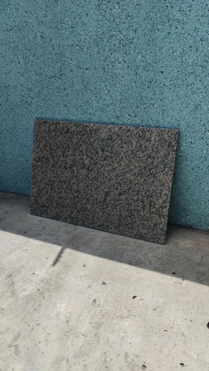 VENDO PEDRA DE MÁRMORE 