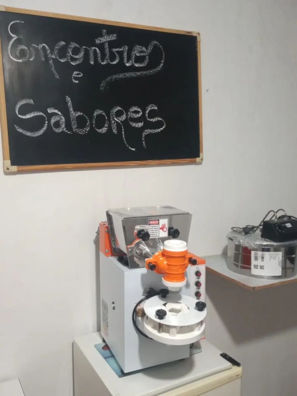 Maquina De Salgados e Doces Compacta Mix 127v - Foto 3