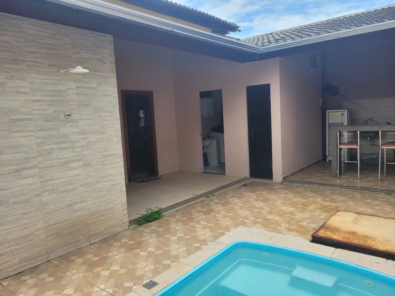 Alugo Casa com Piscina Interlagos