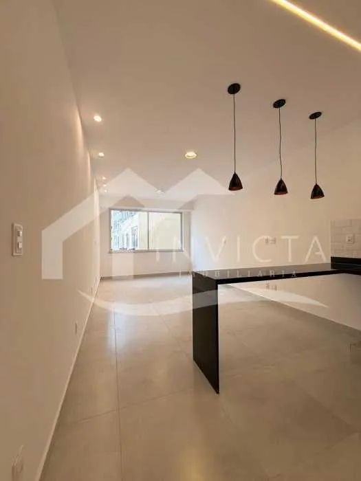 EXCELENTE QUARTO E SALA NO CORAÇÃO DE COPACABANA - Foto 4