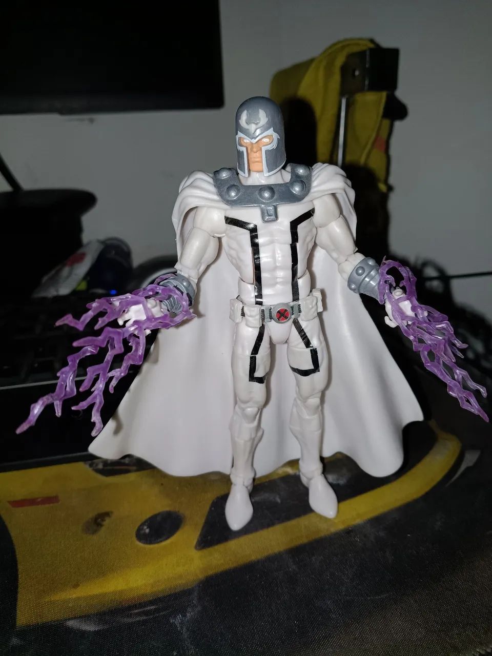 Magneto Marvel Legends  - Foto 2