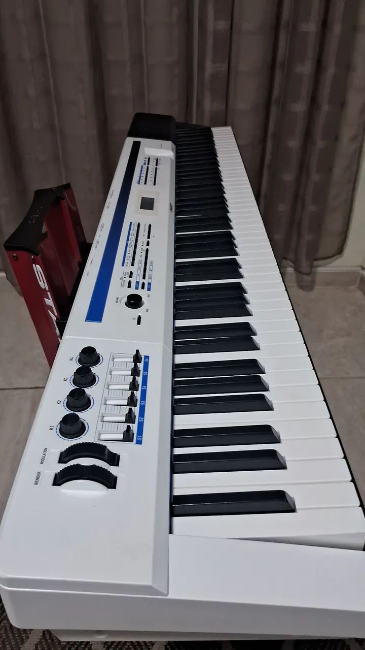 CASIO PRIVIA PX5S  - Foto 4