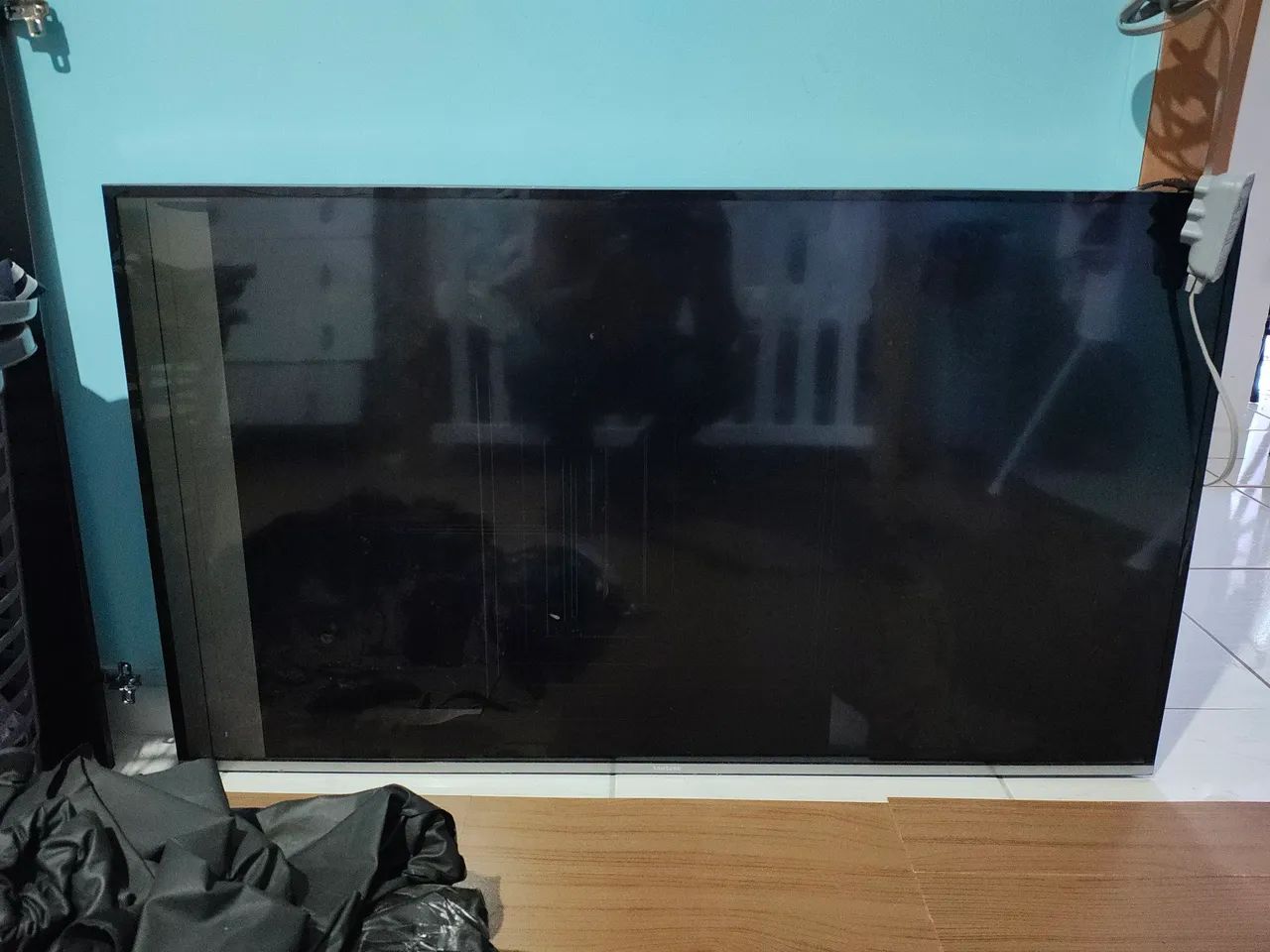 Tv Samsung 49 polegadas tela rachada  - Foto 4