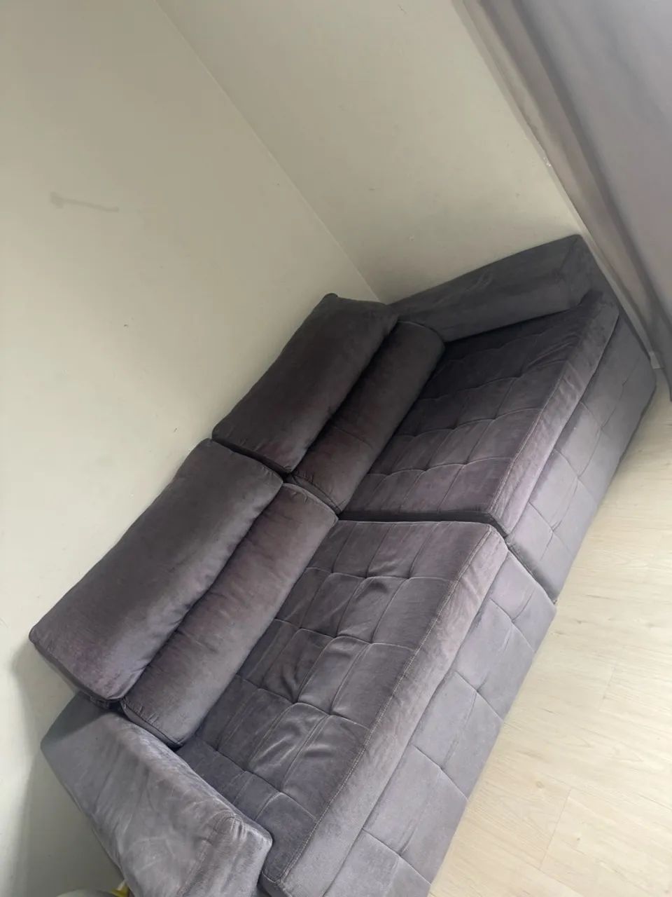 Sofá retrátil 3 lugares cinza  - Foto 2