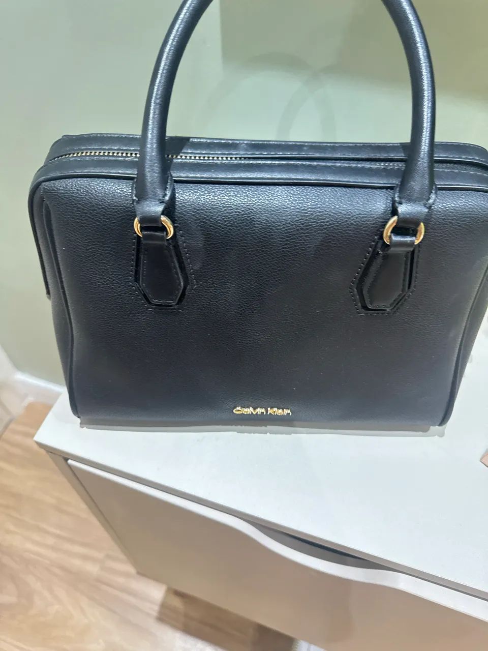 Bolsa Calvin Klein Baú - Média. Excelente estado - Foto 3