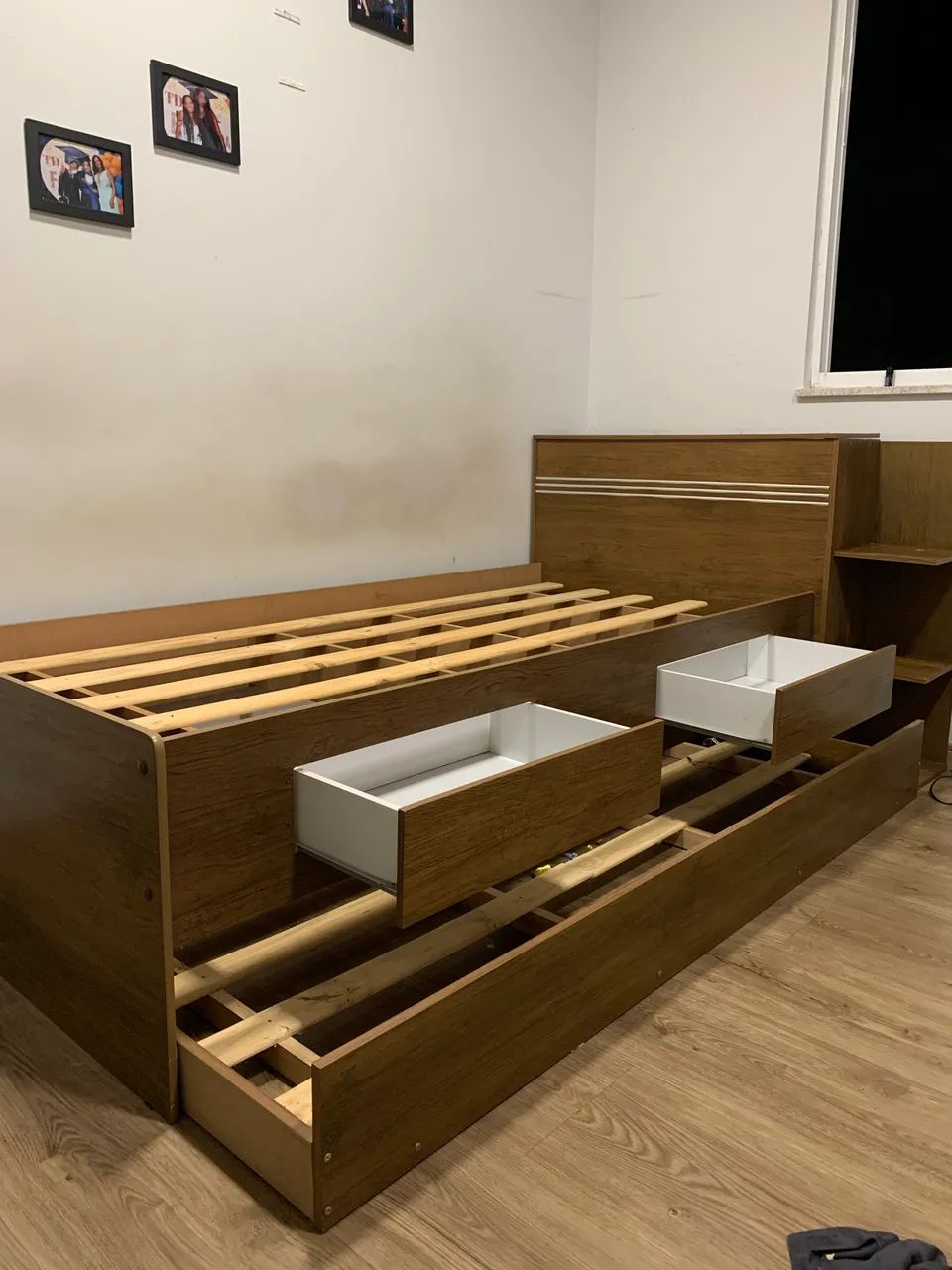 CAMA BOX SOLTEIRO 
