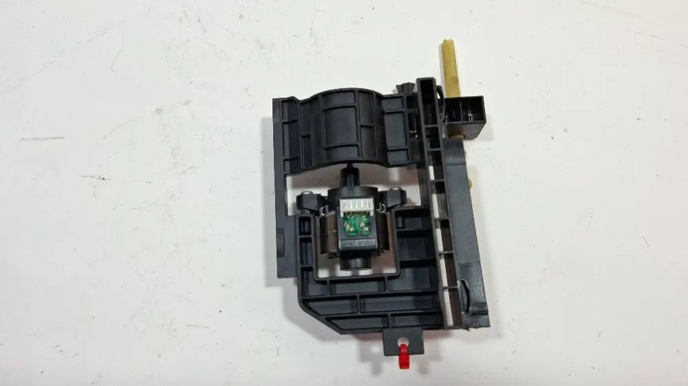 Motor Nivelador Farol Esq. Mercedes C200 W205 2015 A 2018 Preto - Foto 3