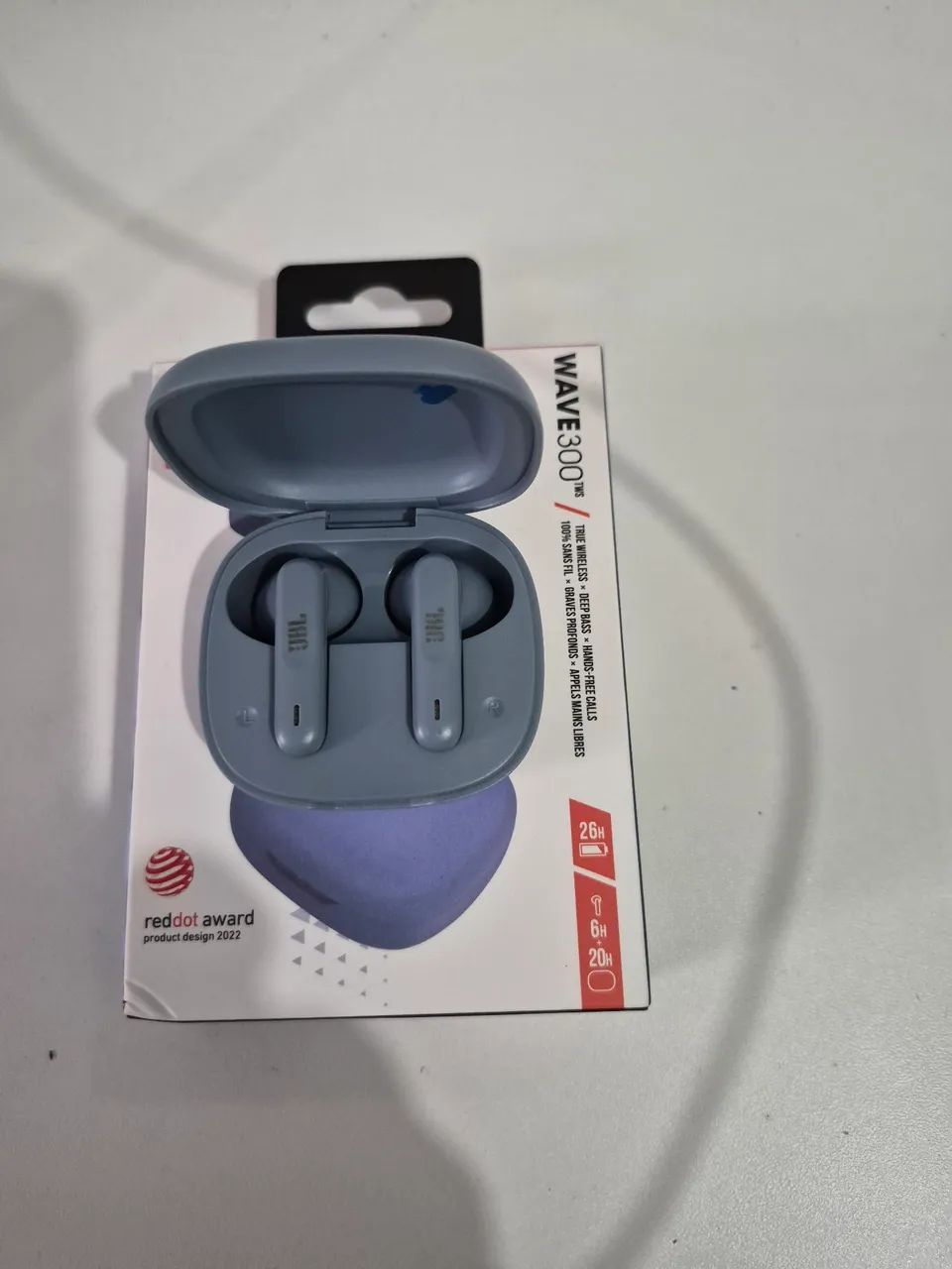 JBL Wave 300 TWS.