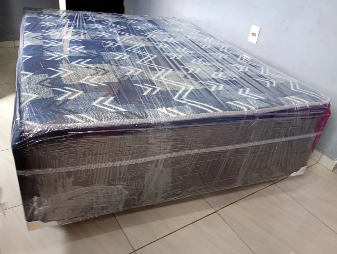 Cama box apenas 350$  - Foto 3