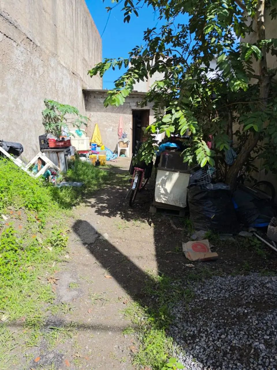 Vende-se terreno com edícula  - Foto 2
