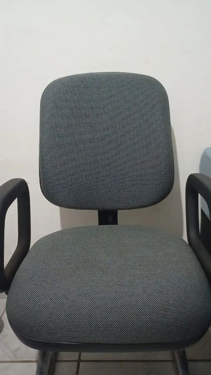 VENDO CADEIRA (NOVA, NUNCA USADA!) - Foto 3