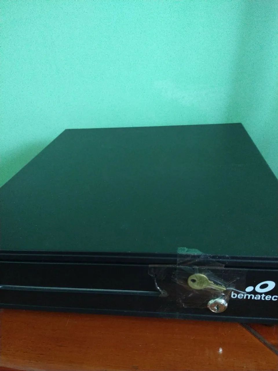 Gaveta de dinheiro Bematech