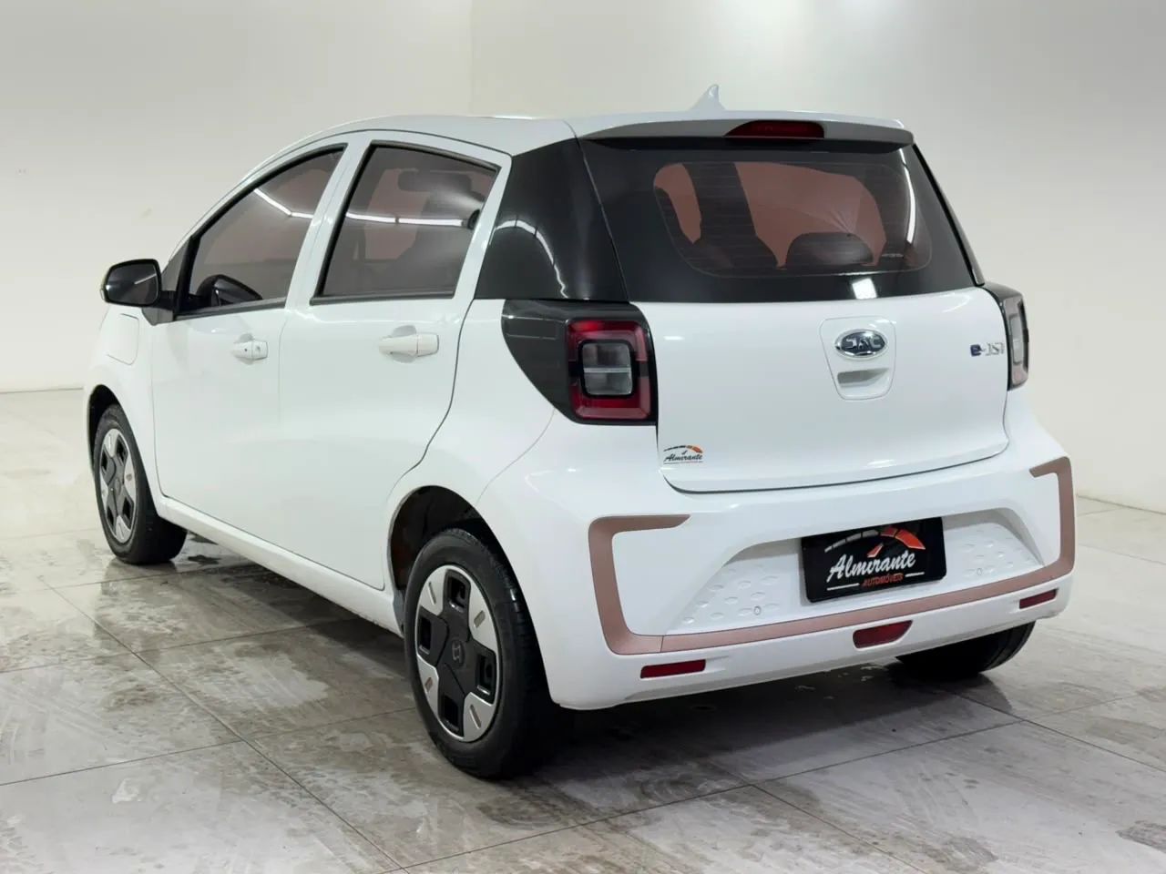 JAC E-JS1 62cv 5P Aut. (elétrico) 2023