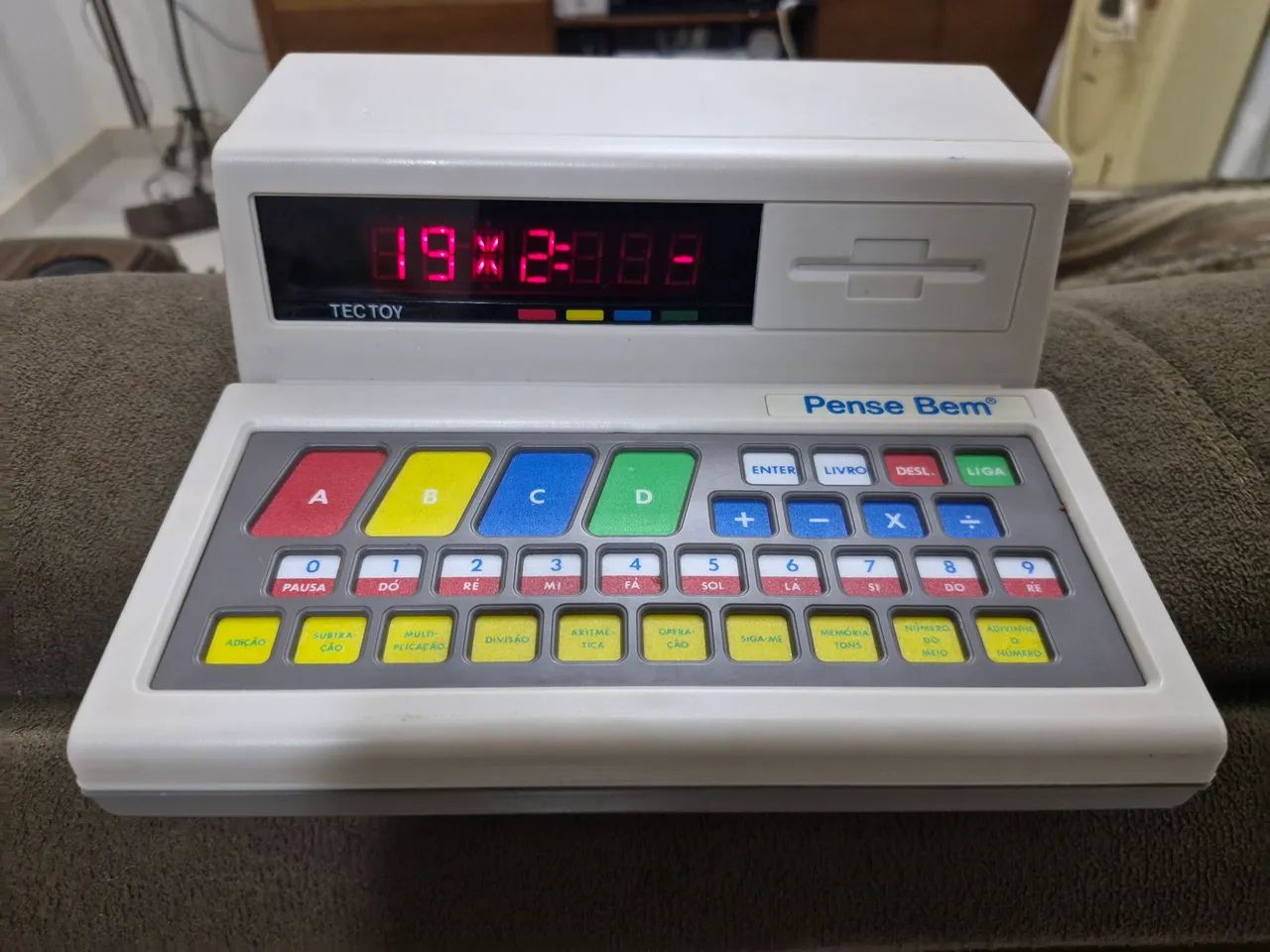 Pense bem tec toy - antiguidade 