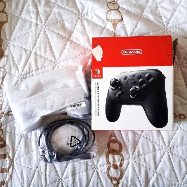 Nintendo Switch Pro Controller - Foto 3