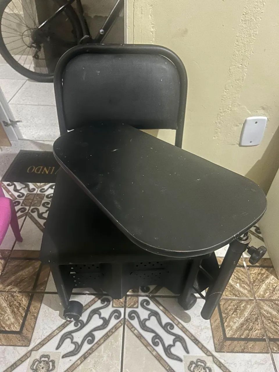 Cadeira p/ salão e esmalteria - Foto 3