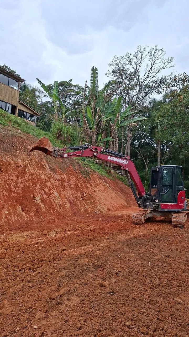 Serviço de terraplanagem 
