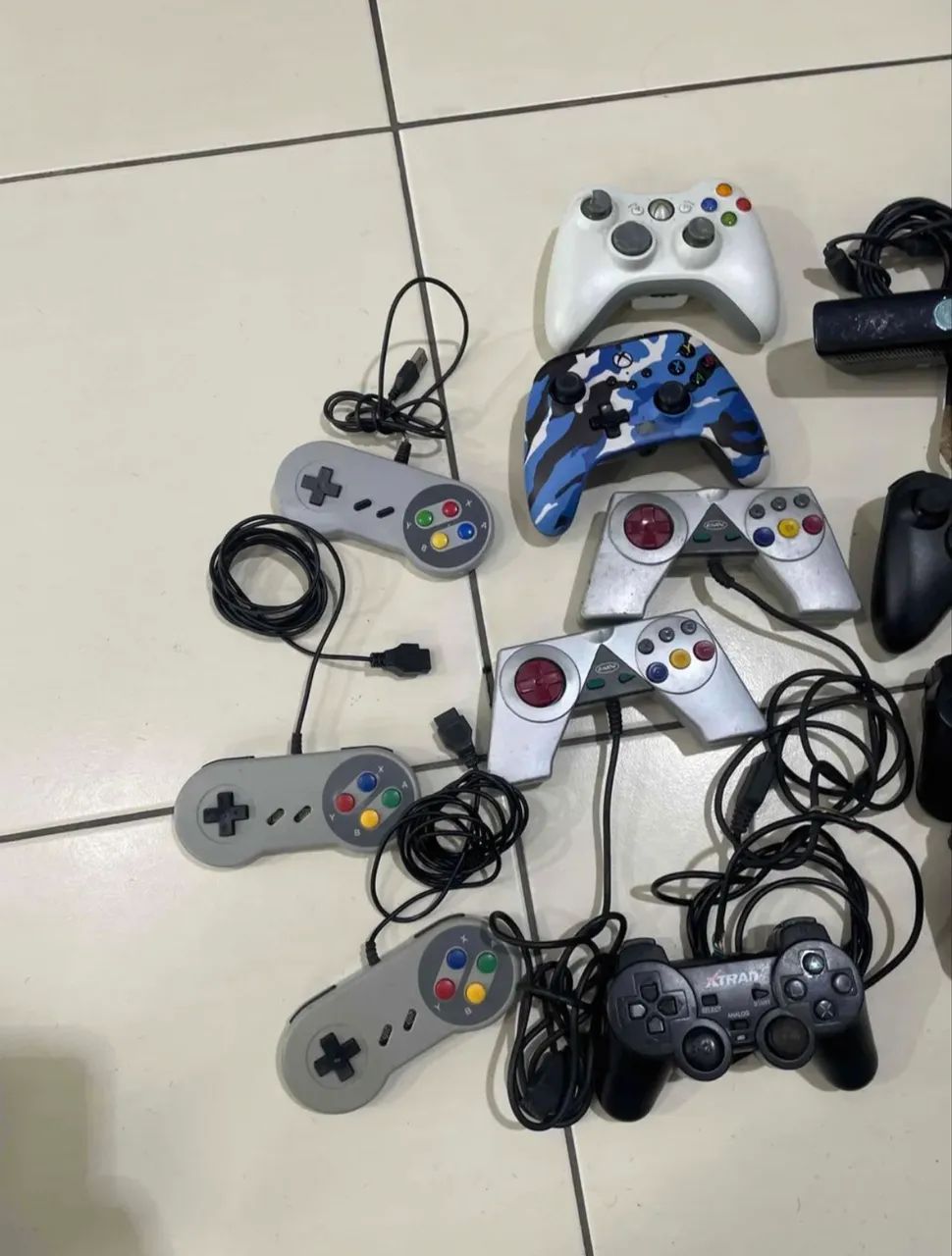 LOTE DE CONTROLES  - Foto 2
