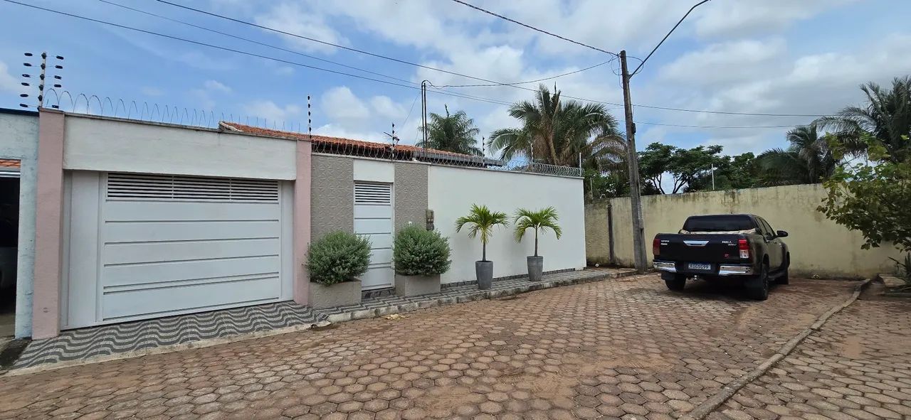  CASA A VENDA CONDOMINIO AMAZONAS 