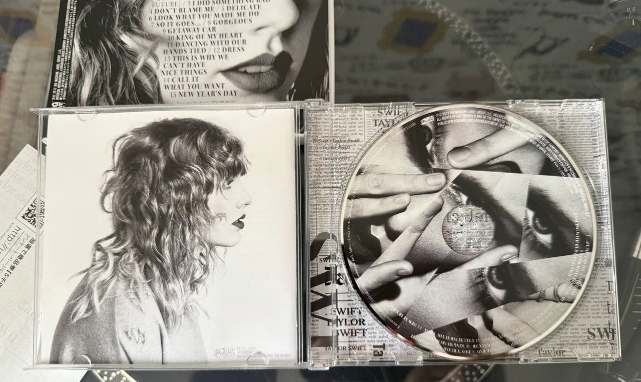 CD TAYLOR SWIFT REPUTATION (IMPORTADO DO JAPÃO) IMPECÁVEL COM LUVA - Foto 2