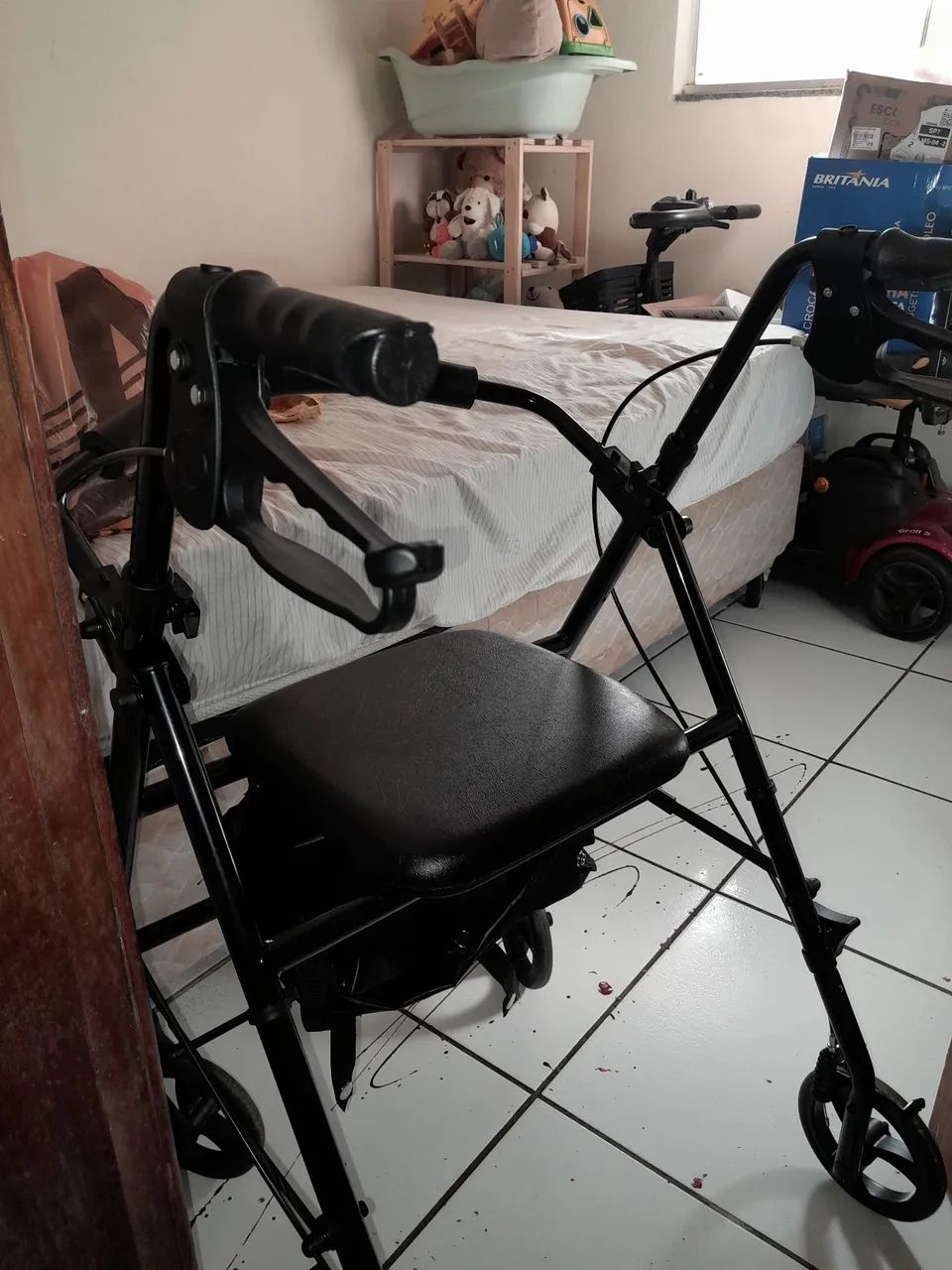 Cadeira de rodas  - Foto 3