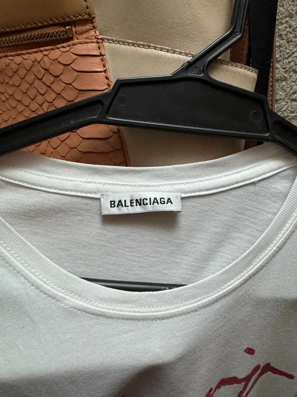 Vendo camiseta Balenciaga - Foto 2