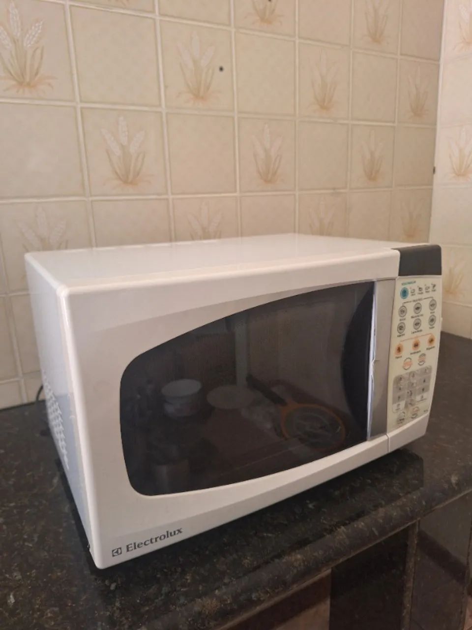 Microondas 18 litros (Electrolux) - Foto 3