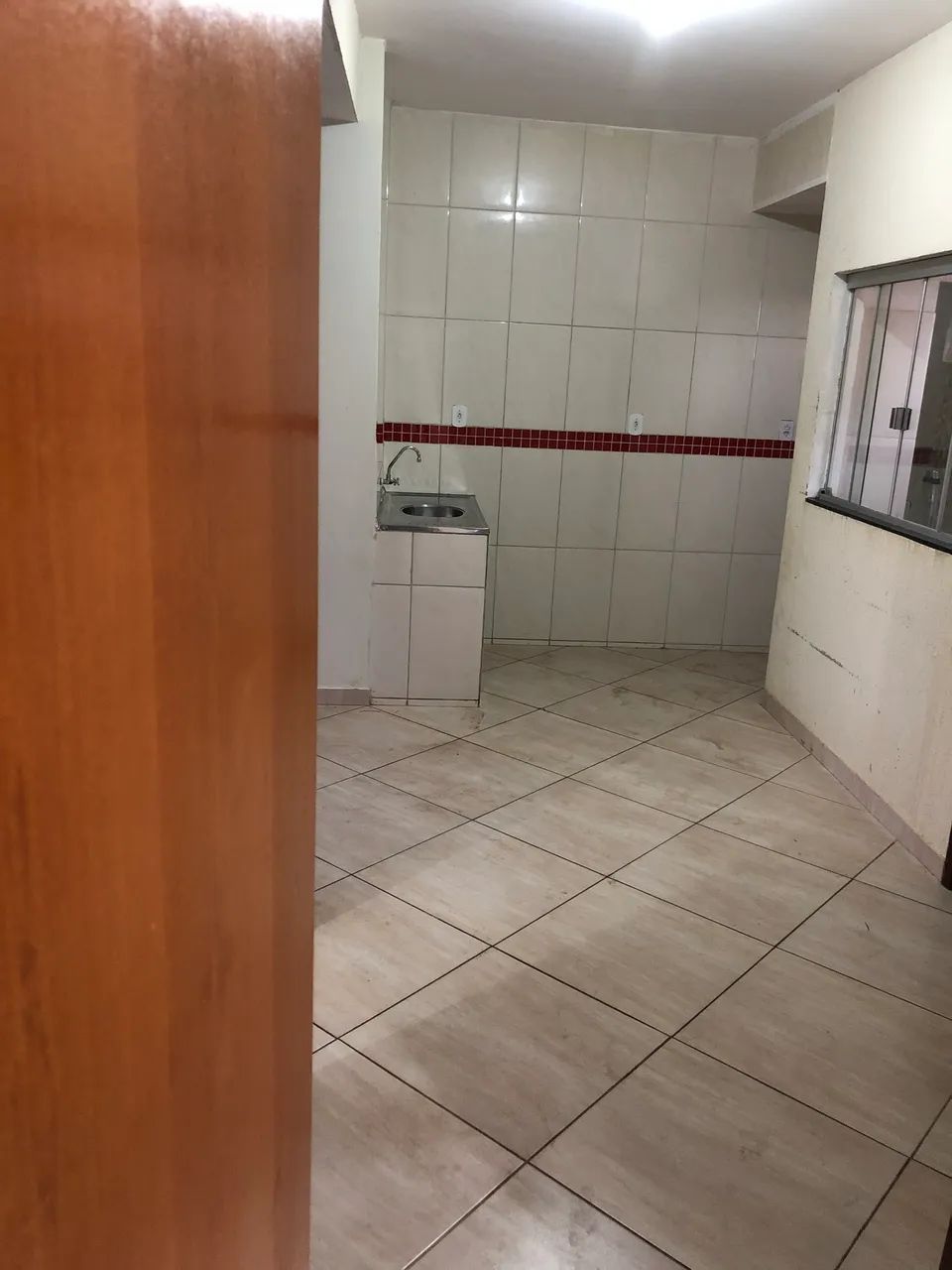 ÓTIMO AP 2/4 QR 206 centro Samambaia. - Foto 2