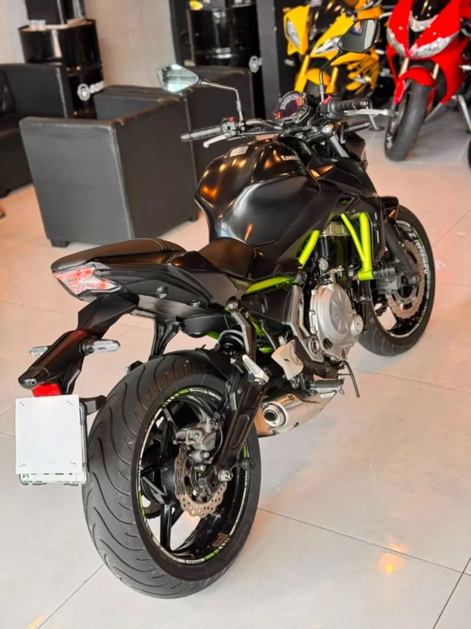 KAWASAKI  - Z 650  - Foto 5