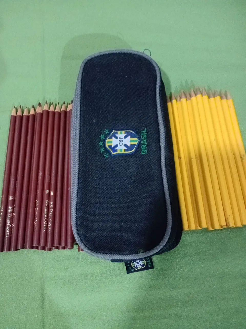 Estojo escolar do Brasil 