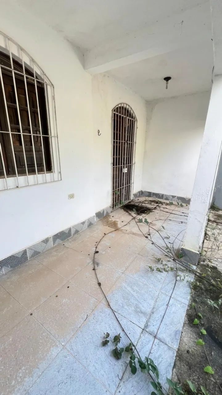 CASA A VENDA NA BAIXA VERDE-2 QUARTOS, GARAGEM E QUINTAL - Foto 4