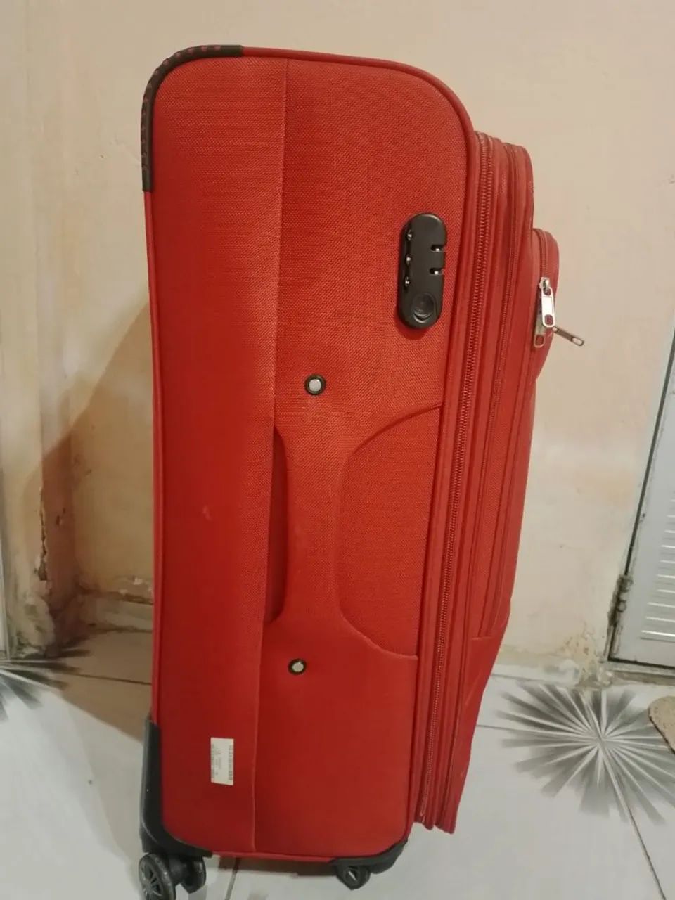 Vendo duas malas praticamente nova ,usei só uma vez ,,,comprei na Itália.  - Foto 5
