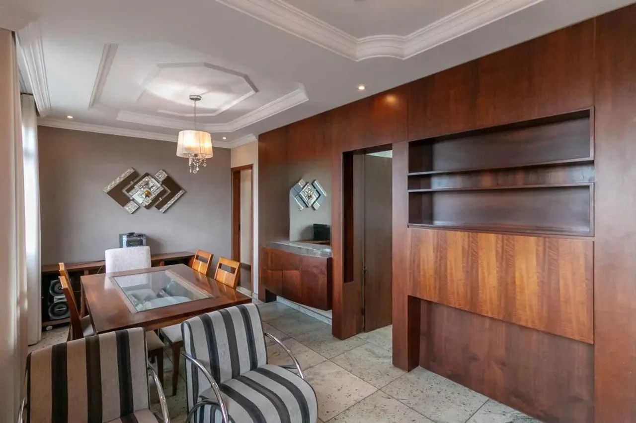 Apartamento à Venda - Padre Eustáquio, 5 Quartos, 320 m2
