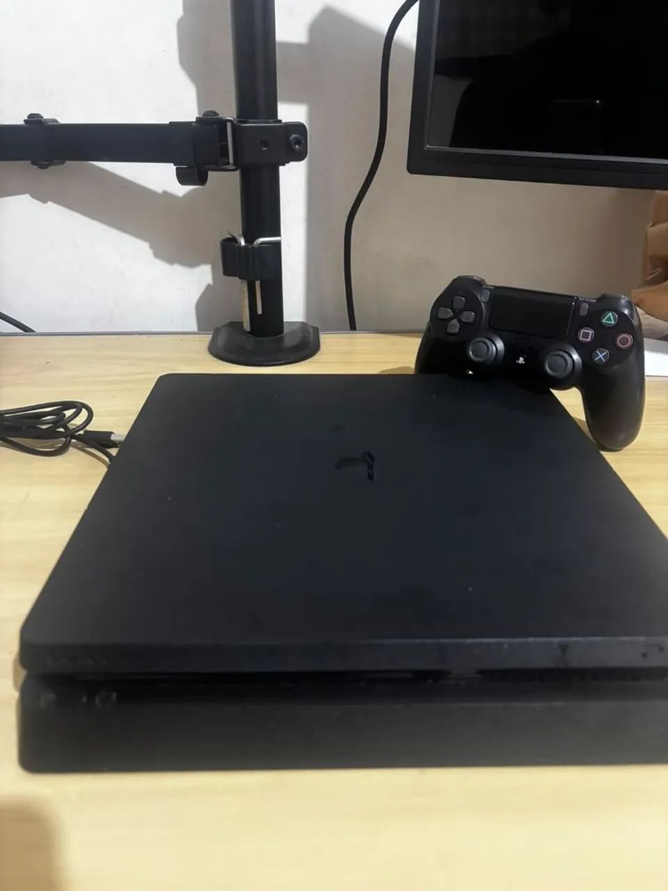 PS4 Slim 1 TB  - Foto 4
