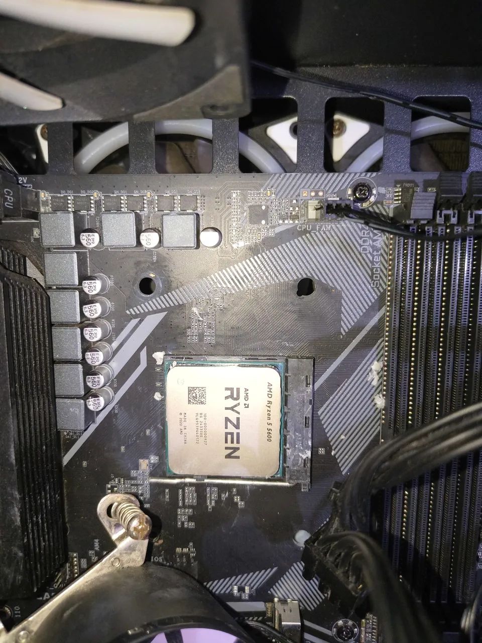Ryzen 5 5600 - Foto 2