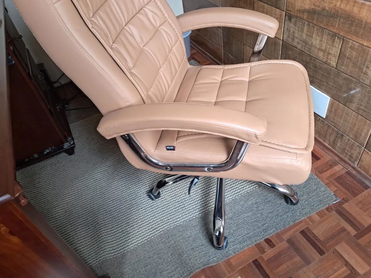 Cadeira Escritório Caramelo  - Foto 5