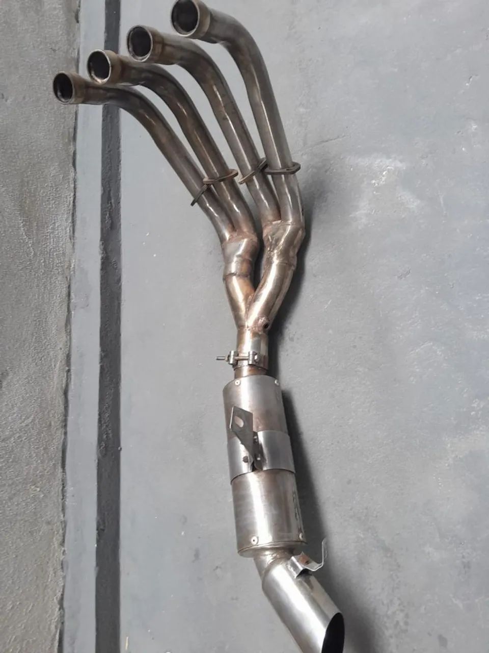 escapamento arashi xj6