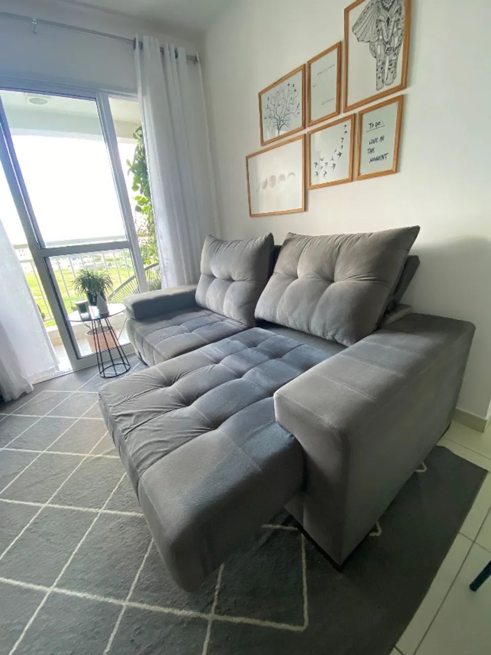 Sofá retrátil cinza  - Foto 5