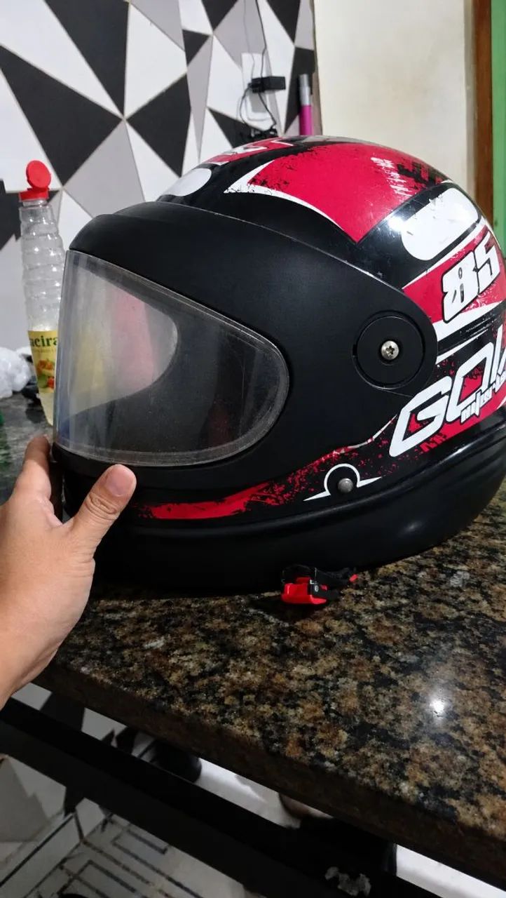 2 capacete gow clássico seminovos 160