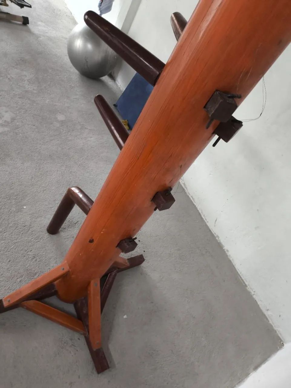 Vendo boneco de madeira  mudjong - Foto 4